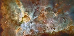 HST image of Carina Nebula